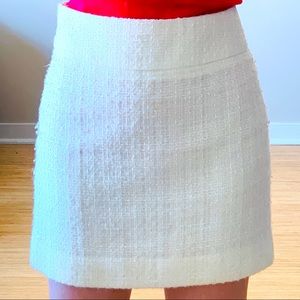 The Limited Winter Shimmery White Skirt - size 6